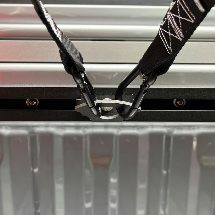 Hybrid Tie Anchor installed in Hybrid Track system.